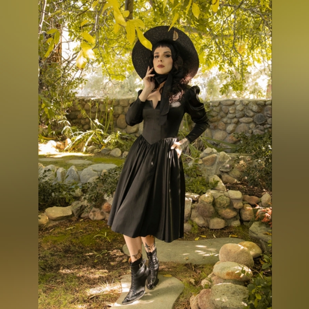 Cottage Witch in Japanese Satin